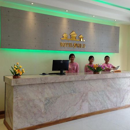Hotel 9 Mile Yangon Exteriör bild